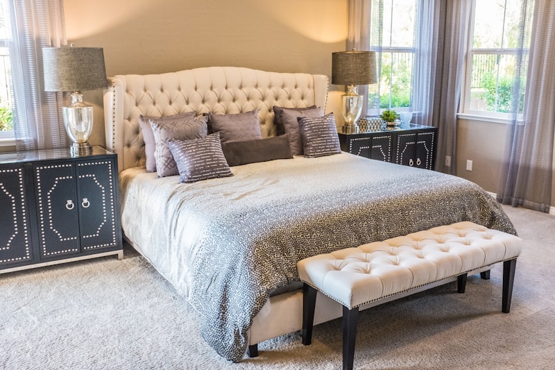 Sursock Four-Poster Bed